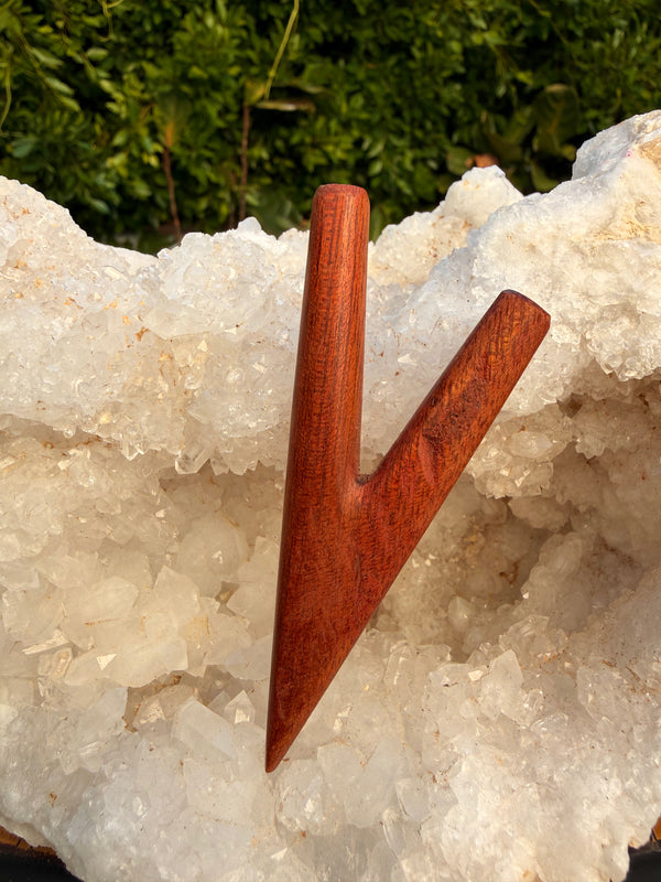 Kuripe Handcrafted Ceremonial Hape Applicator