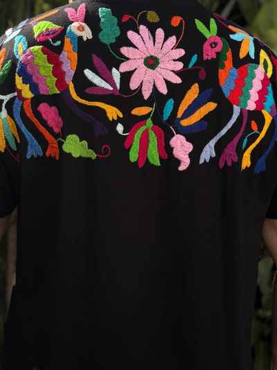 W1SE MAIA Tee – Unisex Black Multicolor Embroidered Arriba T-Shirt L