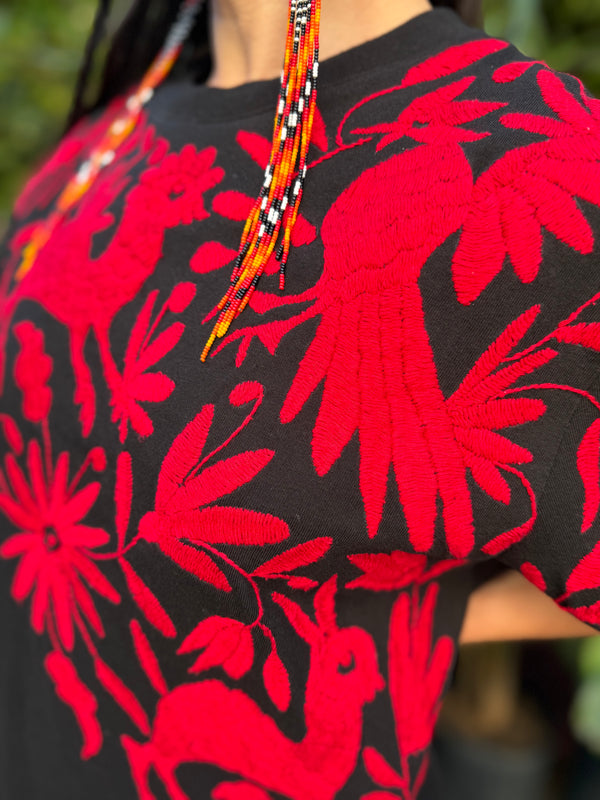 W1SE MAIA Tee – Unisex Black & Red Embroidered Cruzada T-Shirt