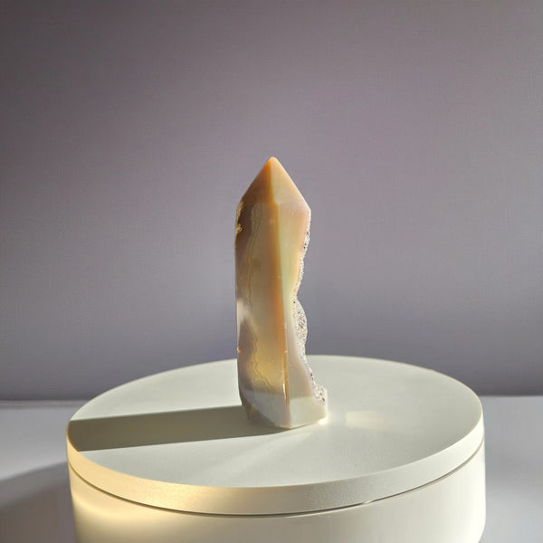 Aura Druzy Tower